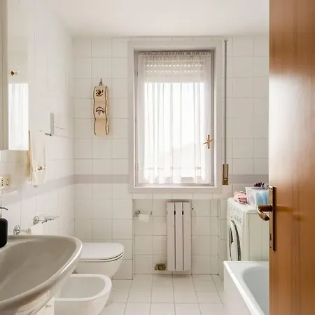 Casa De Rocco No Check In After 19 00 Brescia