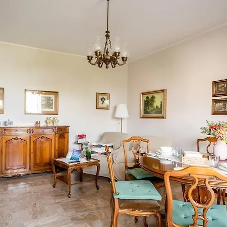 Casa De Rocco No Check In After 19 00 *