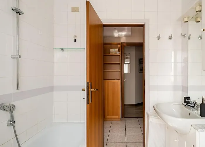 Casa De Rocco No Check In After 19 00